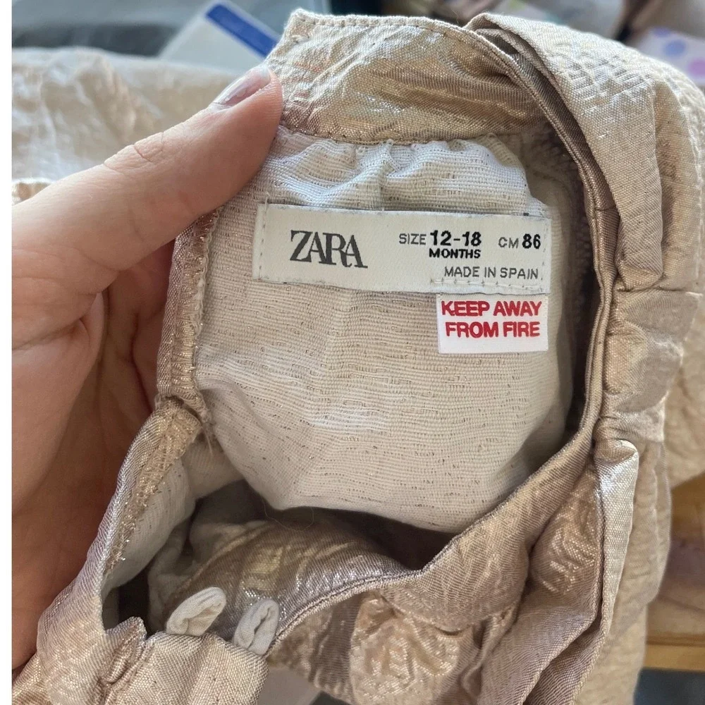 Zara‎ Baby Girl Holiday Dress 12-18 months Gold Bow Party Dressy Champagne Cute